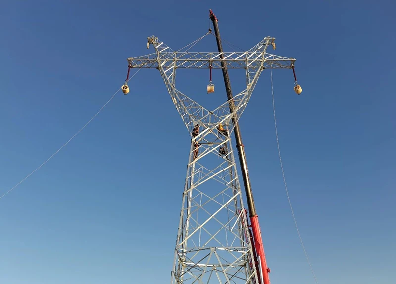 220kV Transmission Tower 220kV Transmission Tower